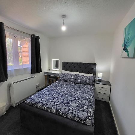 Delight Apartment, Close To Excel, London City Airport & O2! Екстериор снимка