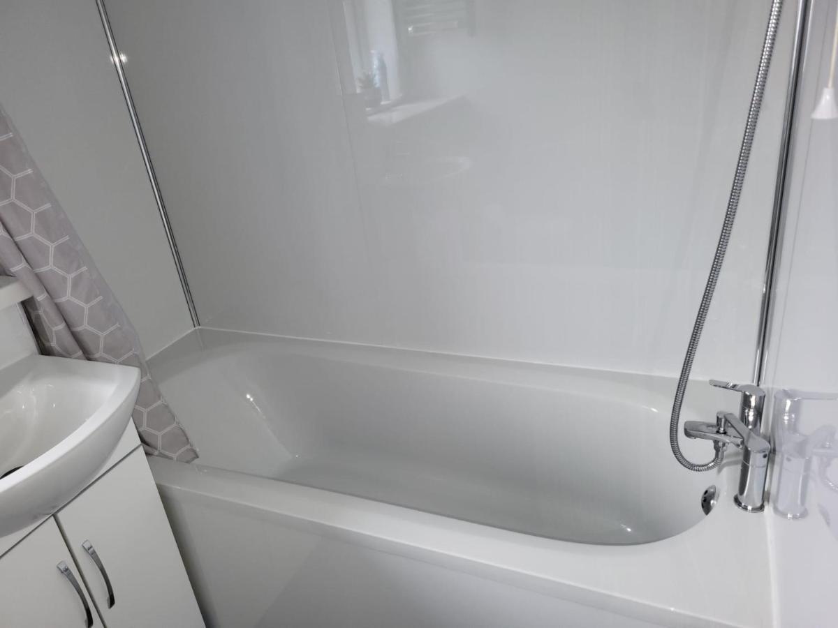 Delight Apartment, Close To Excel, London City Airport & O2! Екстериор снимка