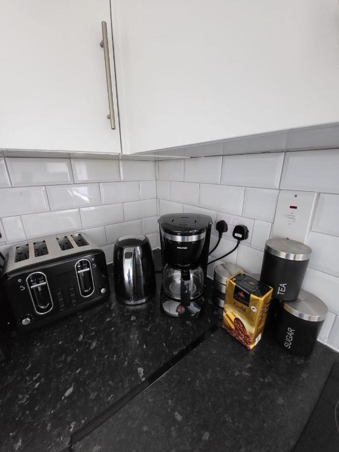 Delight Apartment, Close To Excel, London City Airport & O2! Екстериор снимка